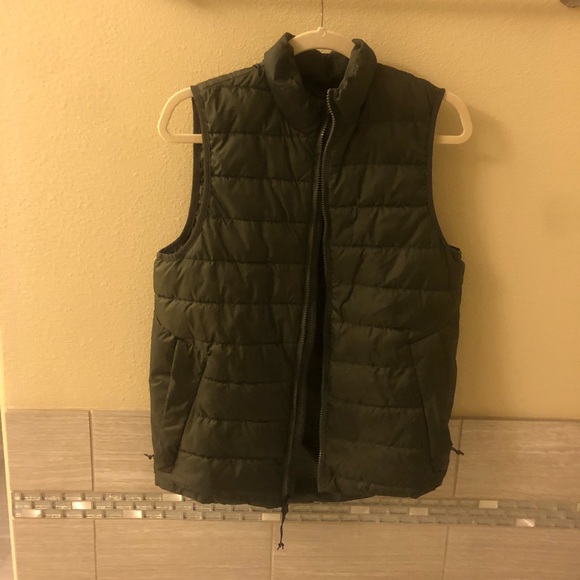 Champions puffer vests size S men’s - Picture 1 of 3